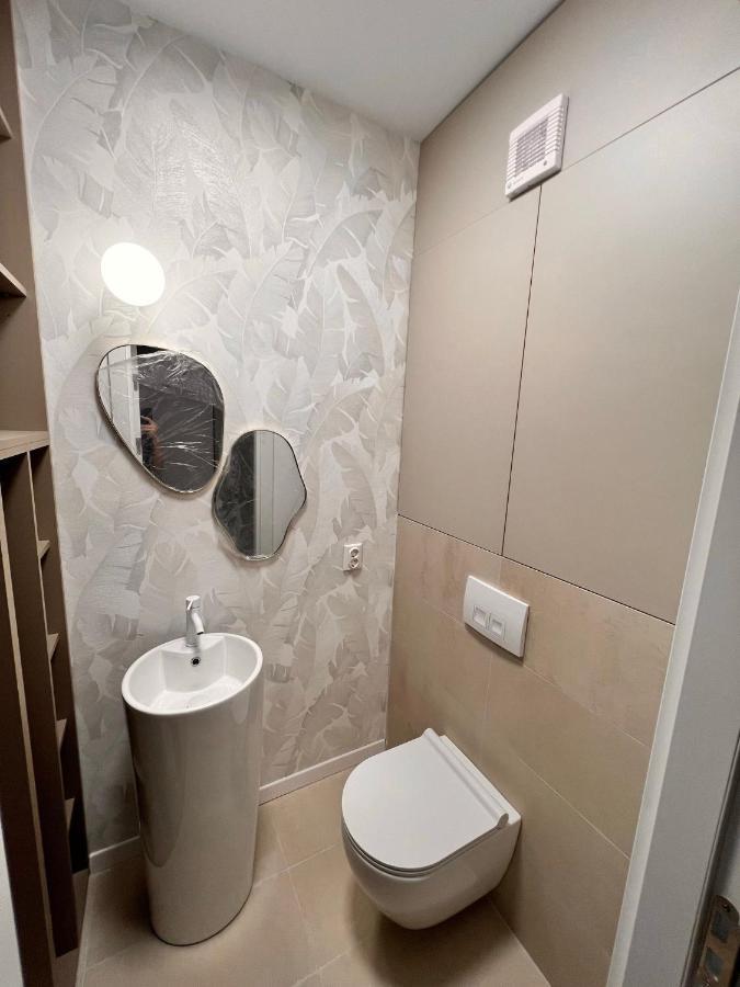 Apartment Rozelor 88 *